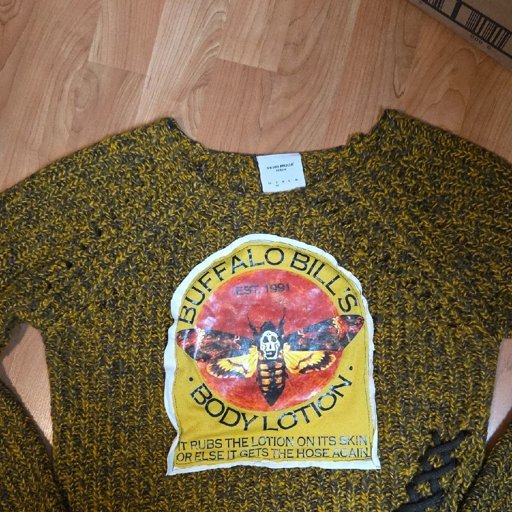 Buffalo Bill Upcycled Sweater - Picture 7 of 8